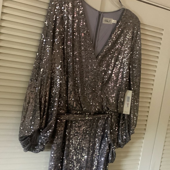 🚨NWT🚨 ELIZA J Sequined Jumpsuit - Picture 2 of 3